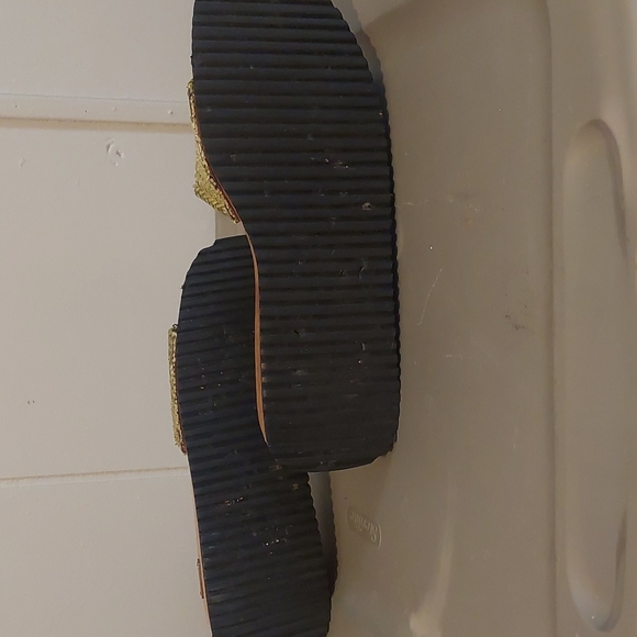 VINTAGE Candies wooden wedge Sandals - Picture 4 of 5